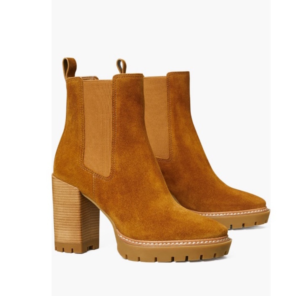 Tory Burch Lug Sole Chelsea Boot